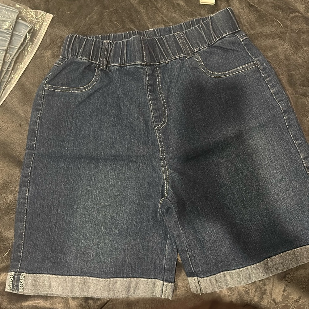 Jean shorts elastic top, no button or zipper. New in bag.